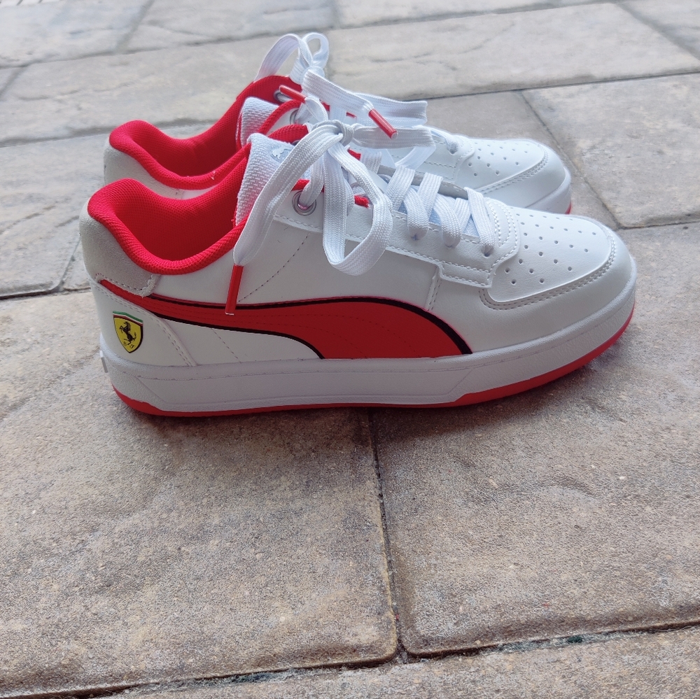 Puma Ferrari Sneakers - Picture 2 of 7